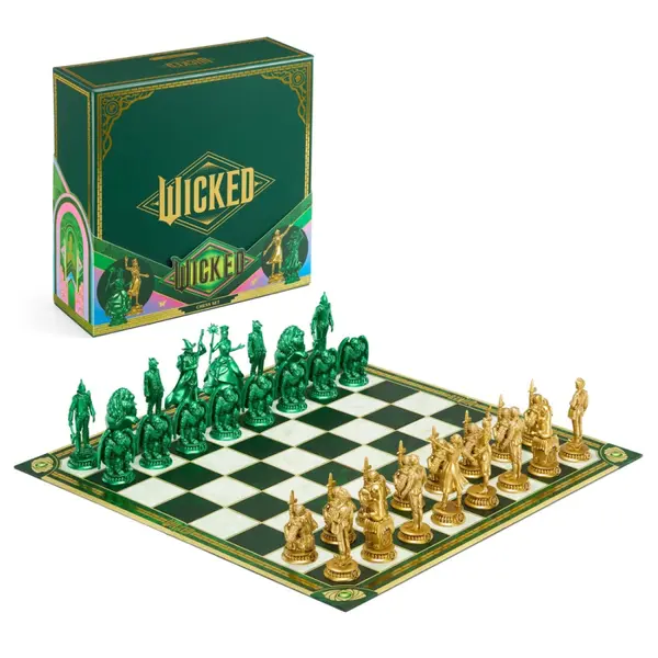Set Sah Wicked Chess Set - Shiz vs. Emerald City