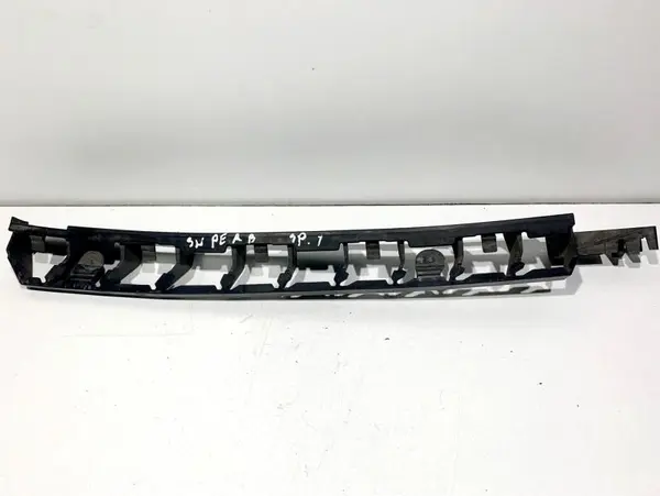 Set suporti bara spate (st si dr) 3T5807863A Skoda Superb 2 (2008-2013)