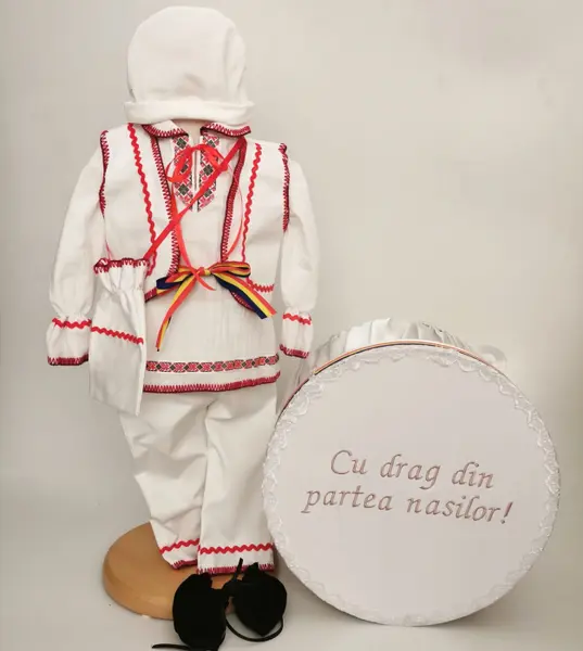 Set Traditional Botez Baiat - Costumas + Cutie 6