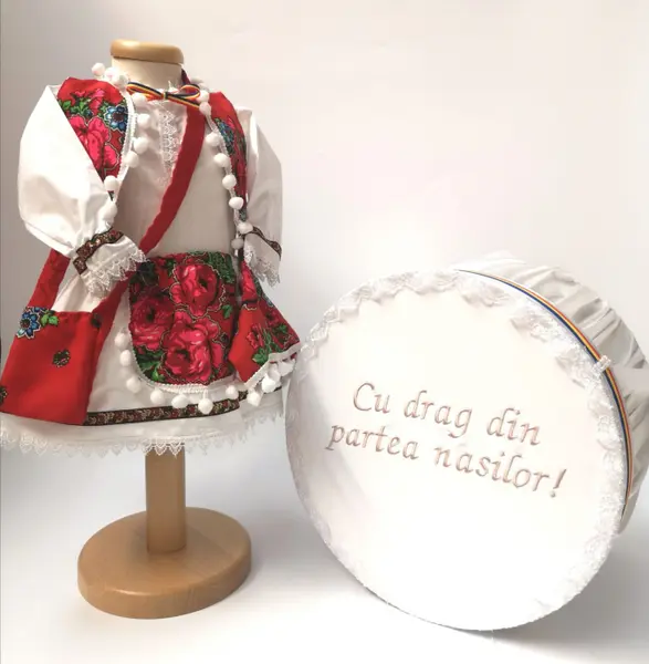 Set Traditional Botez Fetita - Costumas + Cutie trusou 4
