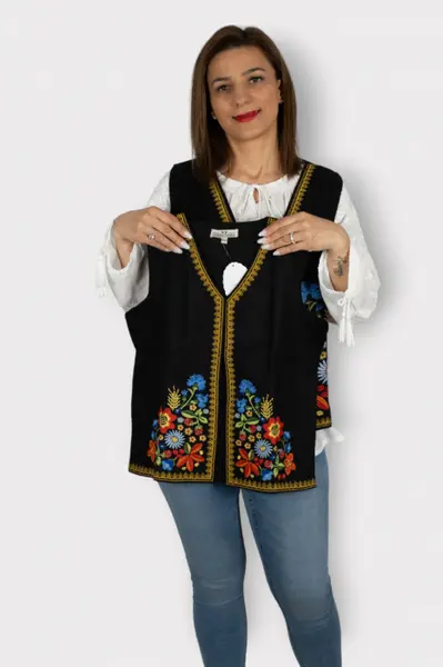 Set Traditional Vesta Mama Vesta fiica Angi 2