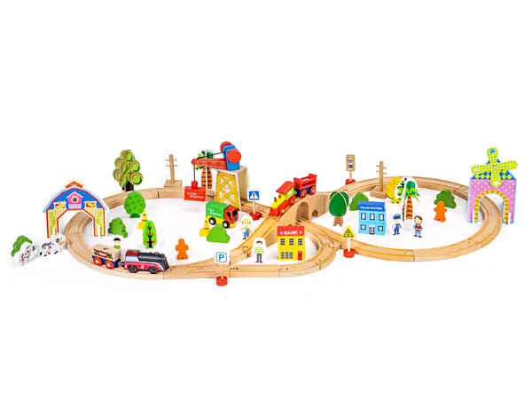 Set trenulet Ecotoys, lemn, baterii, 74 elemente KID065418, la doar 215,00 lei