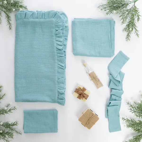 Set Trusou Botez Muselină Albastru Cyan Dublată TWINDECO Cyan Cotton Flower