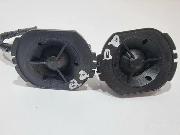 Set tweetere fata (st si dr) 28148-9095R Nissan Qashqai facelift (2010-2013) [J10]