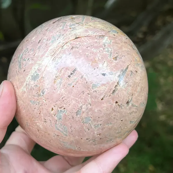 Sfera calcedonie roz model 1