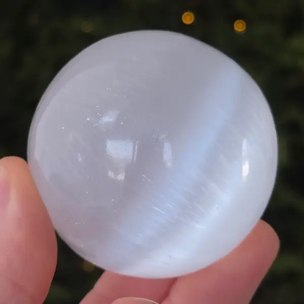 Sfera selenit 6 cm model 1