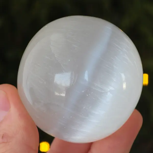 Sfera selenit 6 cm model 3