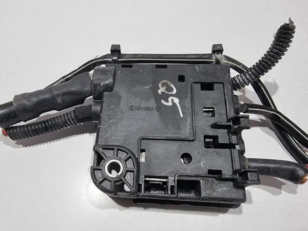 Siguranta baterie borna baterie 8R0971502A Audi A5 (2007-2011) [8T3] 2.0 tdi 177 cp CGLB