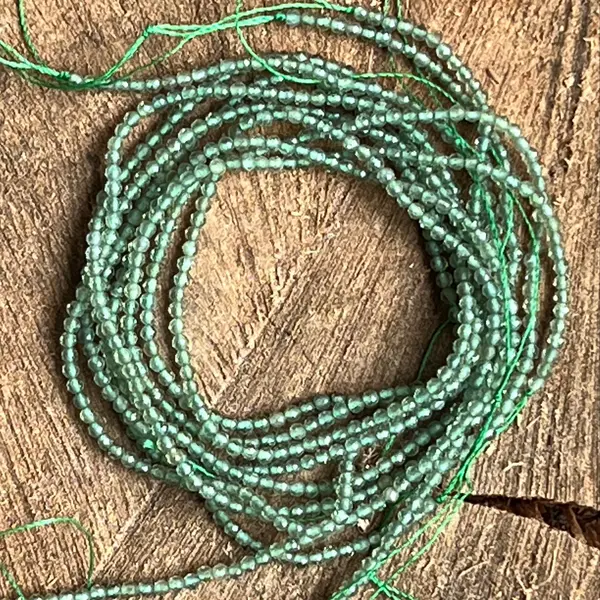 Sirag margele pietre semipretioase sfere fatetate APATIT VERDE