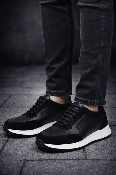 Sneakers din Piele Negri cu Siret - VERN BLACK
