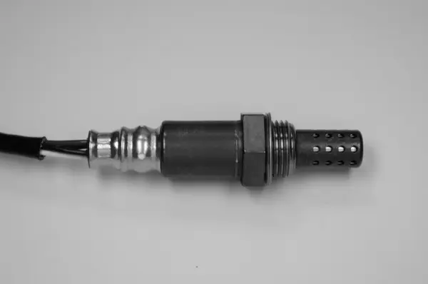 Sonda lambda (numar de fire 4, 750mm) (universal) AUDI A3, A4; CITROEN BERLINGO, C2, C3 I, C3 PLURIEL, C5 I, SAXO, XSARA, XSARA PICASSO; DACIA DUSTER, LOGAN, LOGAN EXPRESS, LOGAN MCV 1.0-4.2