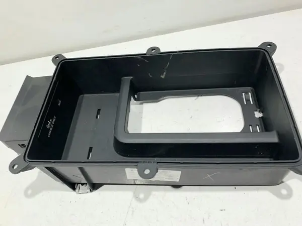 Spatiu depozitare cu usb 8W0864981B Audi A5 (2017-2024) [F5]