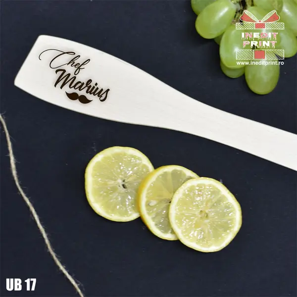 Spatula dreapta personalizata Chef Mustata UB17