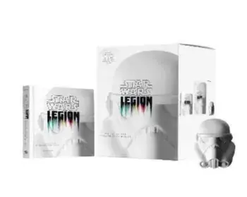 Star Wars Stormtrooper Helmet and Book Set, Hardback/Titan Books