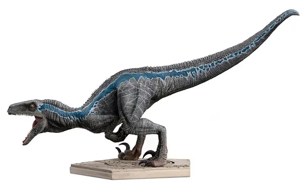 Statuetă Iron Studios Movies: Jurassic Park: Fallen Kingdom - Blue 1/10