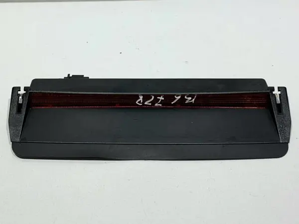 Stop auxiliar frana 1K5945097B Volkswagen Passat B6 3C (2005-2010)