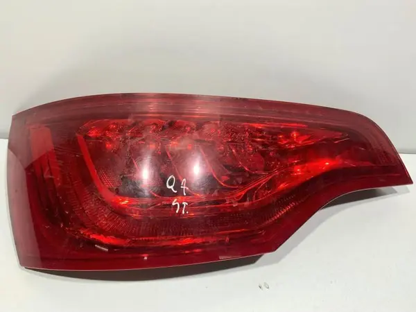 Stop stanga 4L0945093F Audi Q7 facelift (2010-2015) [4L]