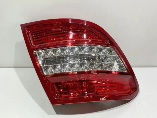 Stop stanga led nou (fara soclu) 440-1964L-UE Mercedes C-class facelift (2011-2014) [w204]