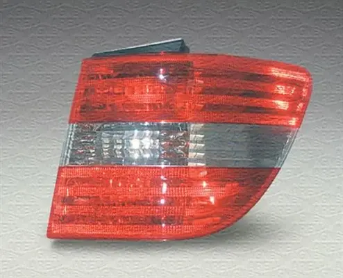 Stop tripla lampa spate dreapta ( exterior , Semnalizator fumuriu, culoare sticla: rosu) MERCEDES Clasa B 2005-2011