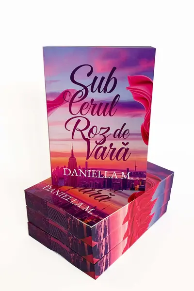 Sub cerul roz de vară - PRINTED EDGES