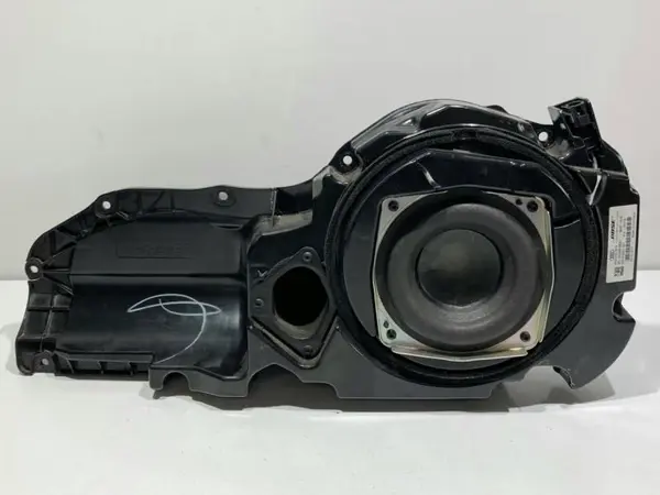 Subwoofer auto bose 4G8035297A Audi A7 (2010-2018) [4g]