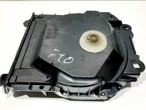 Subwoofer stanga fata 9195199 BMW Seria 5 GT (2009-2017) [F07]