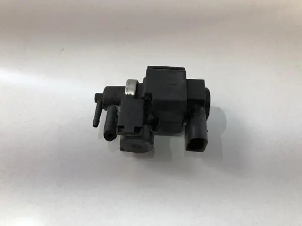 Supapa vacuum 059906629a Audi Q7 (2006-2010) [4L] 2.7 3.0 tdi
