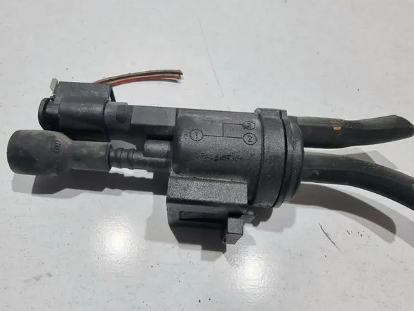 Supapa vacuum A0025401497 Mercedes E-Class (2009->) [W212] 2.2 cdi
