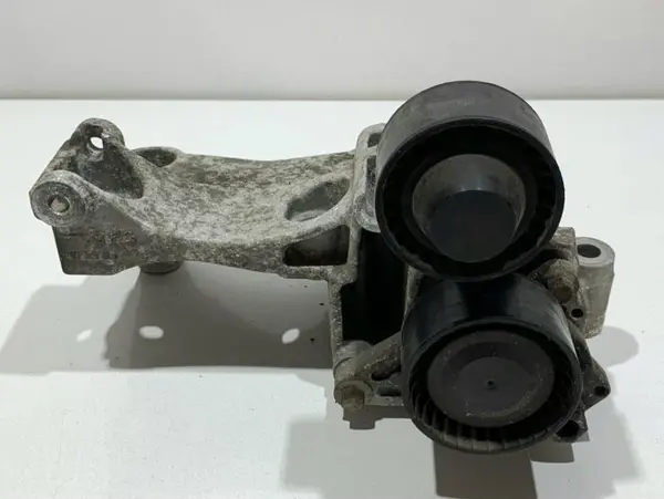 Suport accesorii 117105124R Nissan Qashqai 2 (2013-2016) [J11] 1.6 dci R9M 410