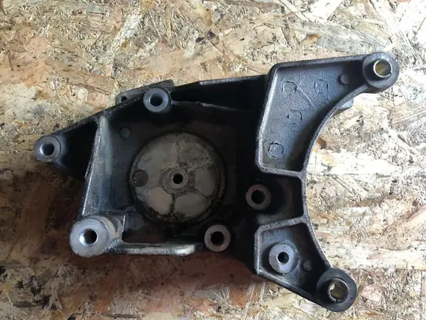 Suport alternator err6892 Land Rover P38 4.6 hsi