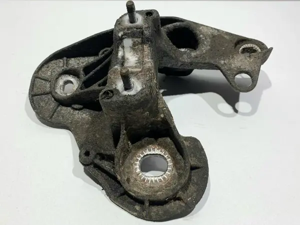 Suport bara stabilizatoare stanga 4F0199351N Audi A6 facelift (2008-2011) [4f, C6]