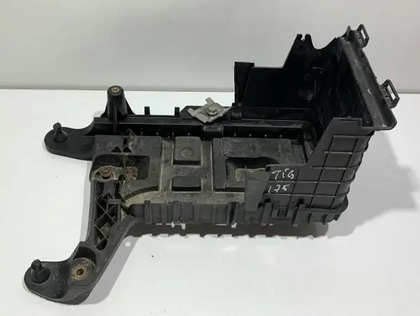 Suport baterie 1K0915325A Volkswagen Golf 6 (2008-2013)