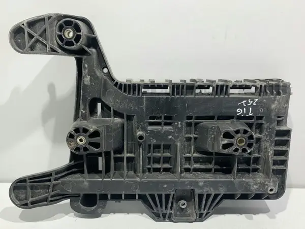 Suport baterie 1K0915333H Volkswagen Passat CC (2008-2012)