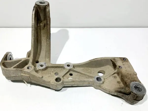 Suport brat trapez dreapta fata 1K0199296E Volkswagen Golf 5 (2004-2009) 1.9 2.0 tdi; 1.4 tsi CAXA