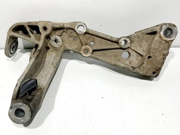 Suport brat trapez stanga fata 1K0199295F Volkswagen Golf 5 (2004-2009) 1.8 tfsi CDAA