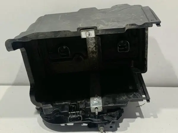 Suport / carcasa baterie Ford Fiesta 7 (2008-2012) [MK7]