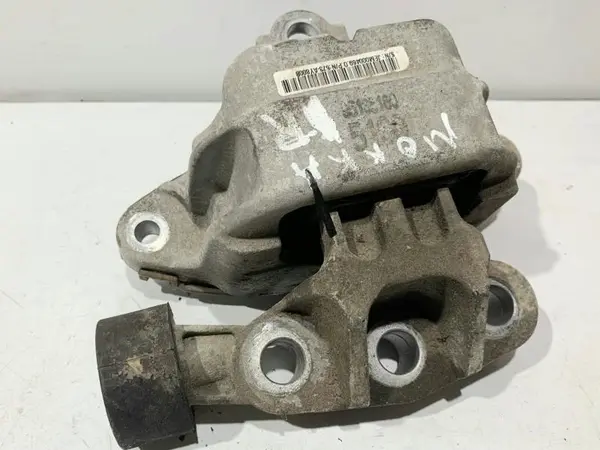 Suport cu tampon motor 95135160 Opel Mokka (2012-2016) A17DTS LUD