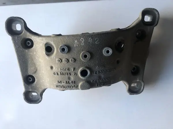 Suport cutie viteze 4e0399231n Audi A8 (2002-2009) [4E] D3 4.0 tdi