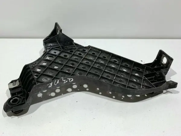 Suport far dreapta 8U0941453 Audi Q3 (2011-2017) [8U]