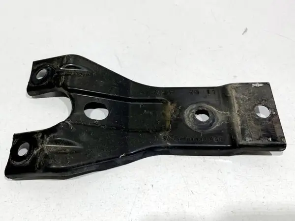 Suport incuietoare / broasca capota fata 3AA805569 Volkswagen Passat B7 (2010-2014)