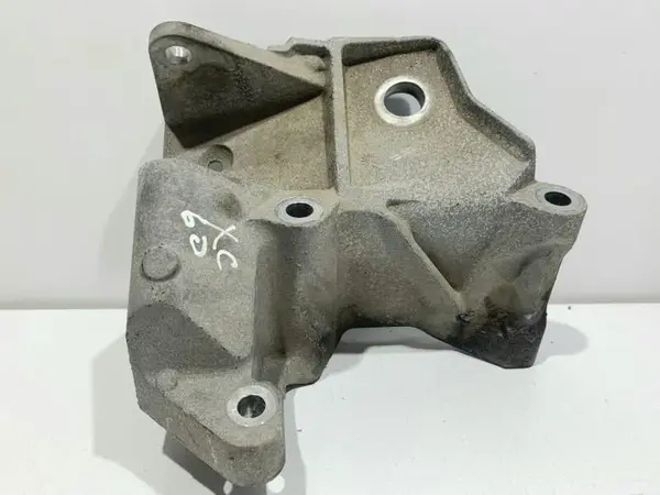 Suport motor 30793561 Volvo V60 (2010-2015) 2.4 D D5244T14