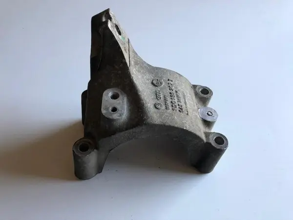 Suport motor 3d0199307t Volkswagen Phaeton (2002-2010) 5.0 tdi
