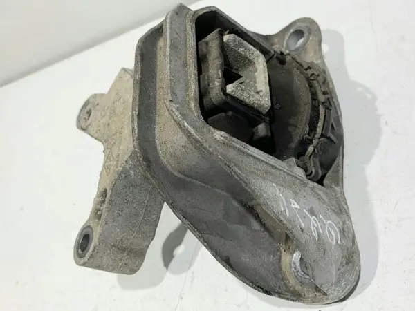 Suport motor dreapta 112846249R Nissan Qashqai 2 (2013-2016) [J11] 1.2 dig-t HRA2DDT
