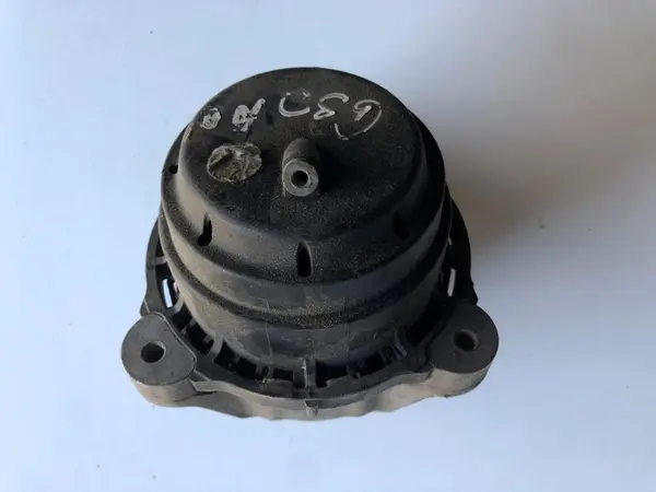 Suport motor dreapta 6860482 02 BMW Seria 5 (2016-2024 ) [ G30 , F90 ]