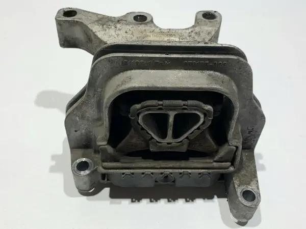 Suport motor dreapta 6C0199262A Skoda Fabia 3 (2014-2018) 1.4 tdi CUSB