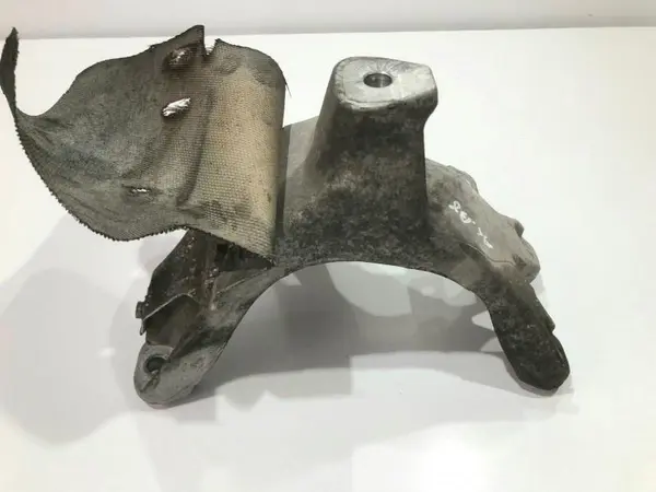 Suport motor dreapta 8K0199308AP Audi Q5 (2008-2012) [8R] 2.0 tdi CAGA
