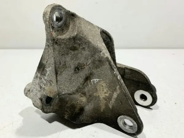Suport motor F6043000 Nissan Qashqai facelift (2010-2013) [J10] 1.5 dci ; 1.5 dci K9K (282); K9K