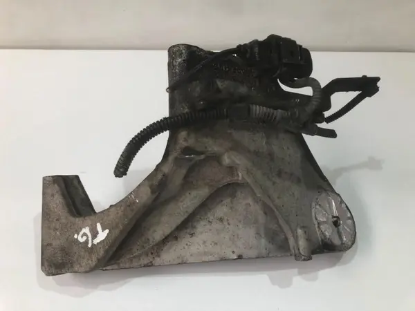 Suport motor stanga 070199307a Volkswagen Touareg (2002-2006) 2.5 tdi