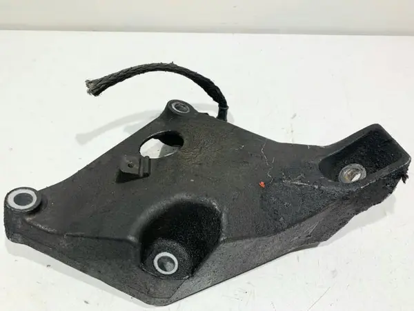 Suport motor stanga 6775041 BMW X1 (2009-2016) [E84] 2.0d N47D20C 143 cp