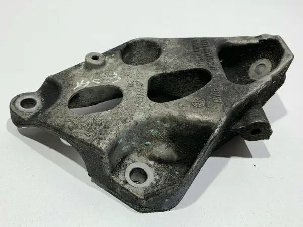 Suport motor stanga 6859415 BMW Seria 1 (2010-2015) [F21] 2.0d B47D20A